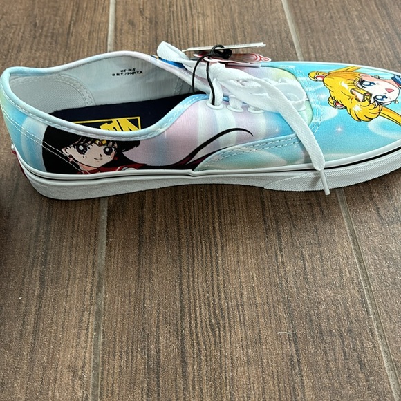 Vans Sailor Moon Collection Men Size 7.5 Women Size 9 - Picture 9 of 14